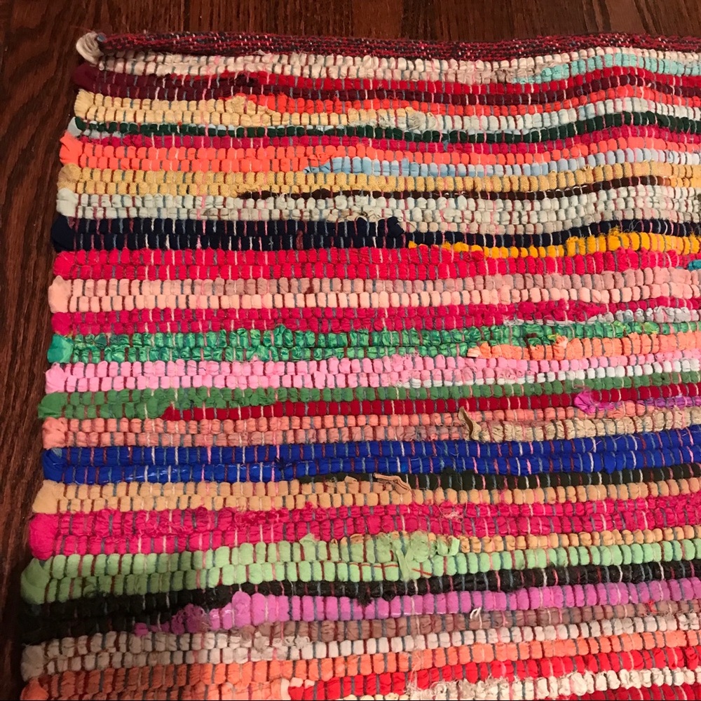 Chindi | Colorful Woven Rag Rug - Picture 4 of 5